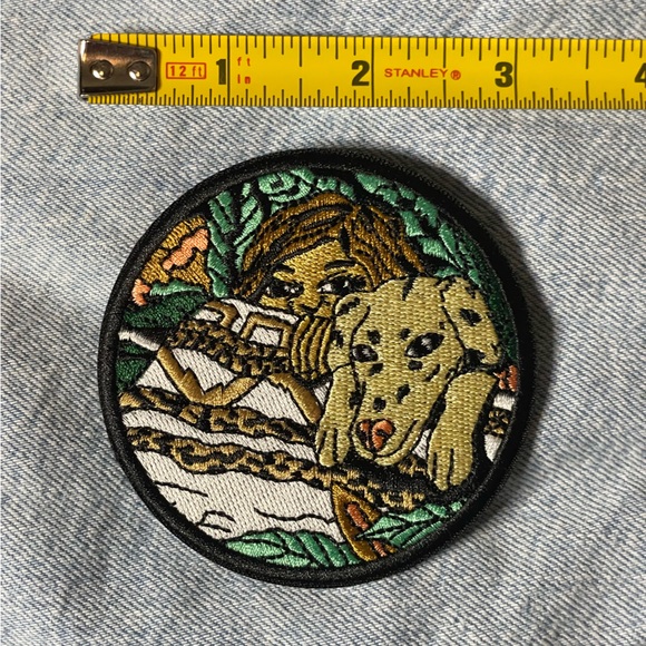 Iron on Patch - Cozy with Dog - Picture 4 of 4